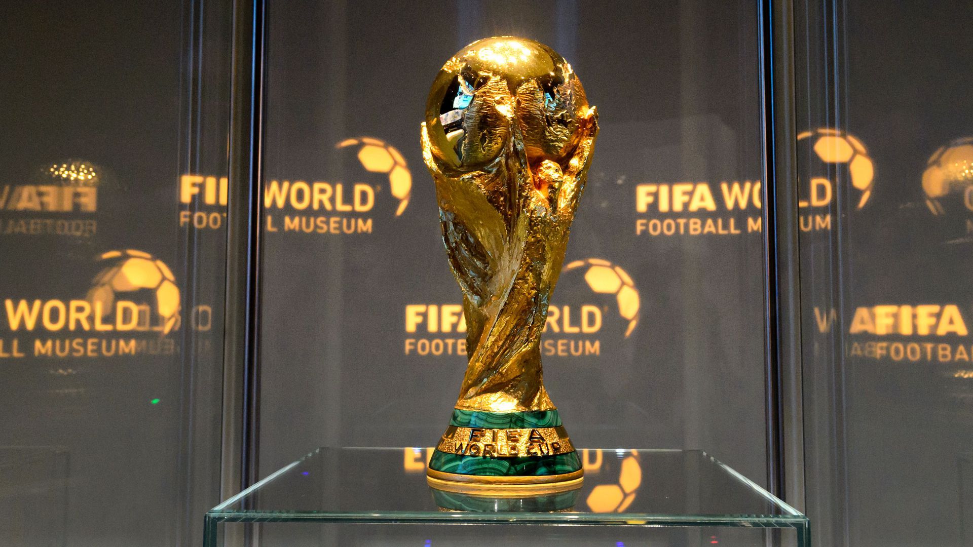 Чемпионат Мира 2018 - кто же окажется в плей-офф?